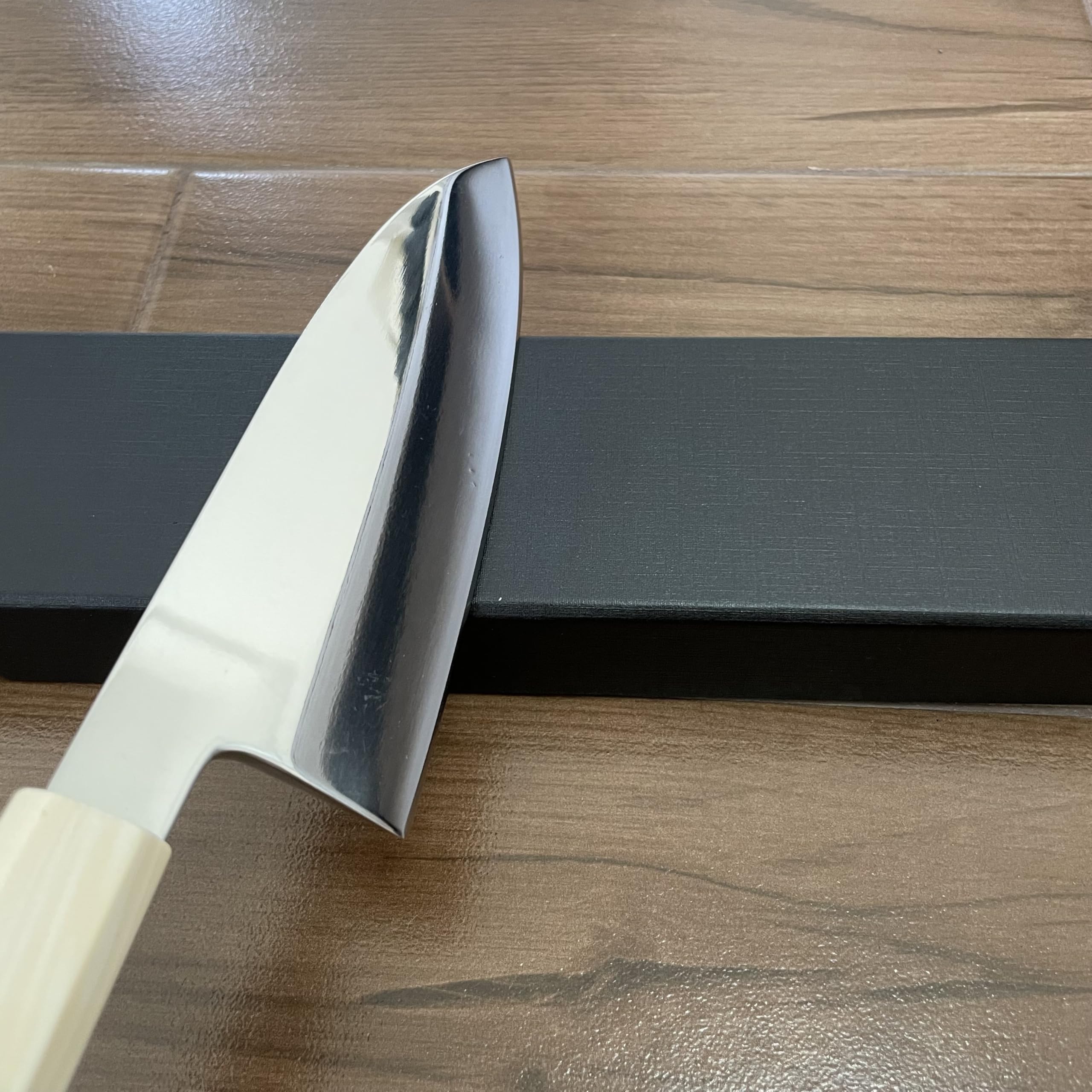 Amazon | 鏡面仕上げ VG10号本焼出刃包丁 八角柄 人工象牙柄 真空焼き